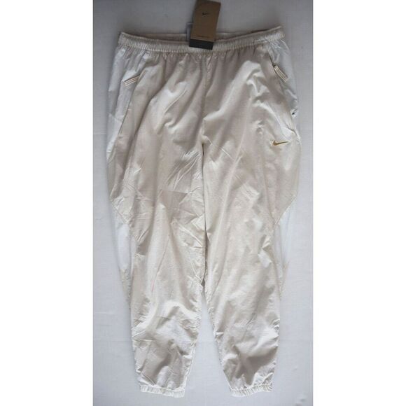 Nike FN2391-104 Men's Sz M Beige/White Therma-Fit Repel Soccer Jogger Pants - Picture 1 of 13